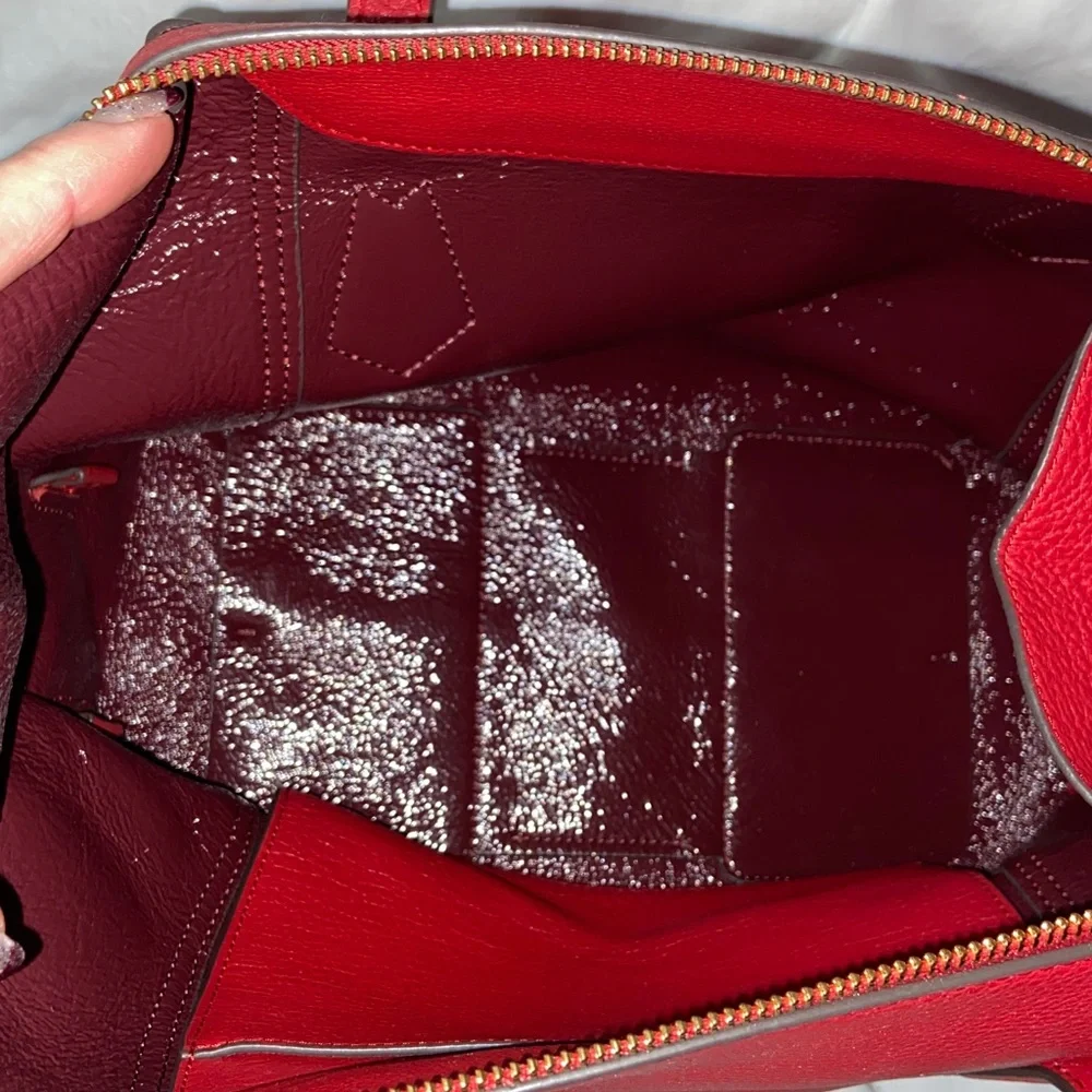 Nwot HTF color Tory Burch Perry Satchel in Red